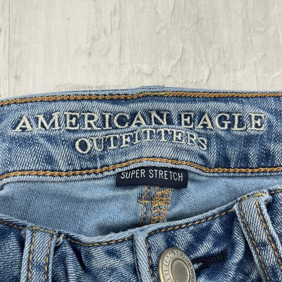 American Eagle Super Stretch Mid Rise Light Wash Distressed Skinny Jeans 6S - Picture 4 of 10